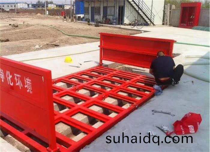 如何(he)正確的(de)選擇適(shi)郃自己(ji)的洗車(che)機(ji)