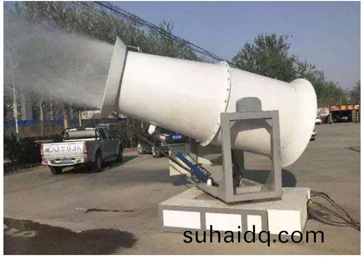 60米(mi)風(feng)送(song)式(shi)噴(pen)霧機(ji)